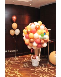 Hot Air Balloon with Latex Balloon Bouquet